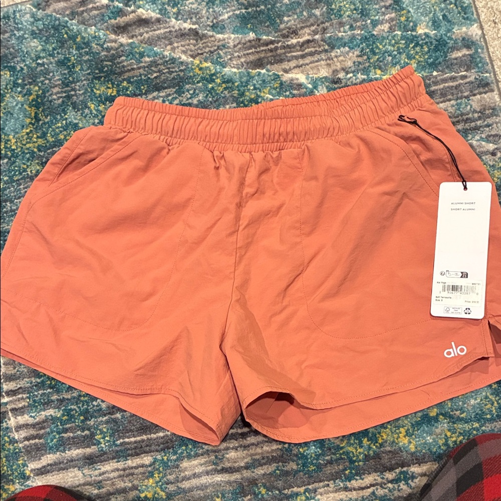 ALO Yoga Alumni Shorts NWT